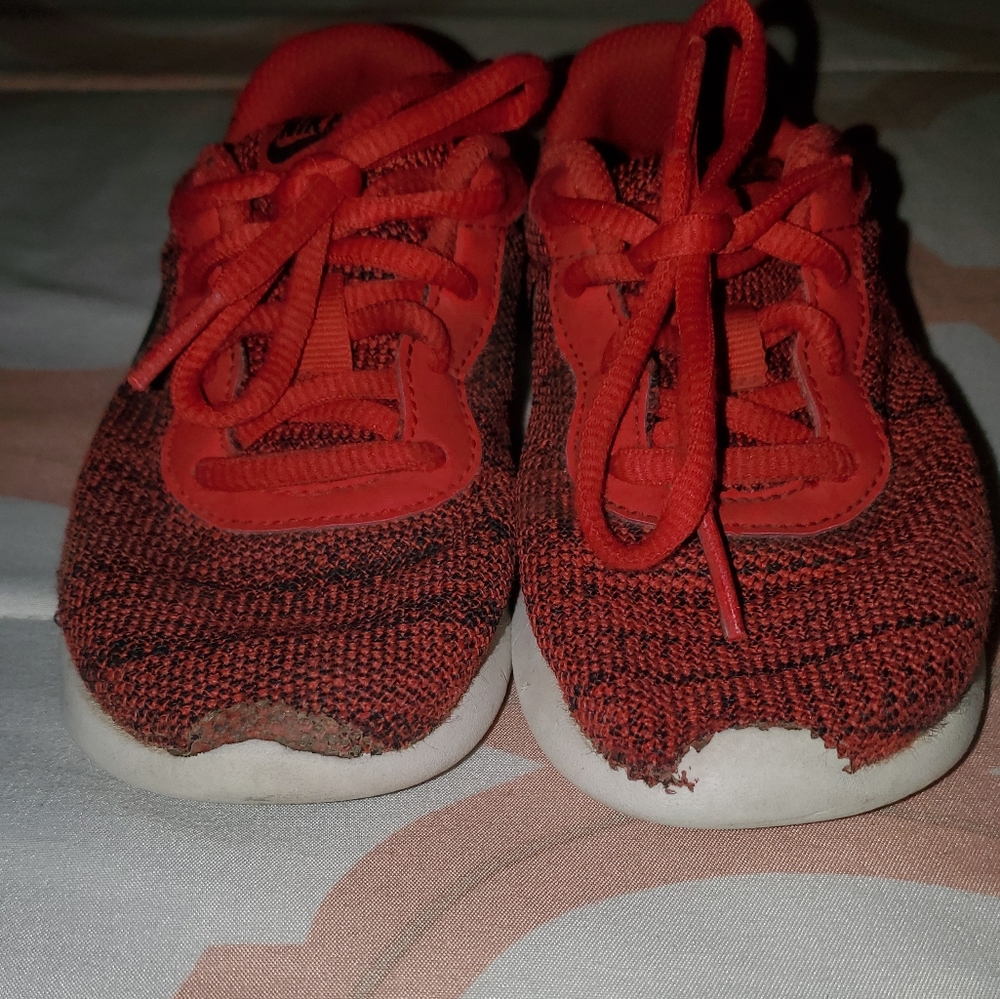 Red nike's
